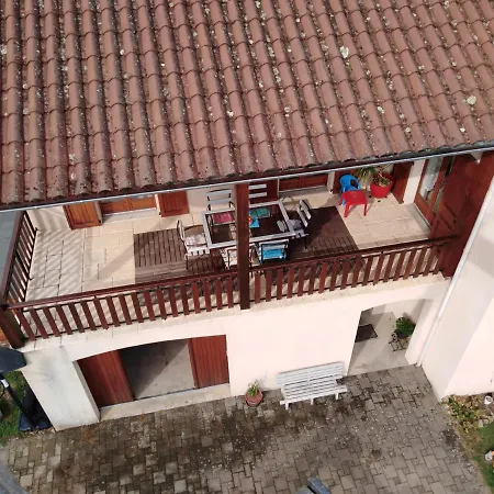 Des Arrys * Bas-en-Basset